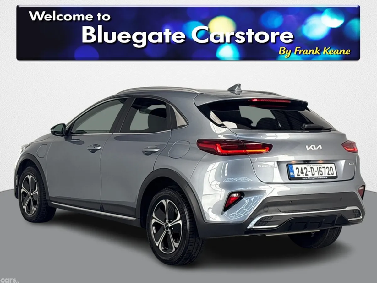 Kia XCeed Hatchback, Petrol Hybrid, 2024, Grey