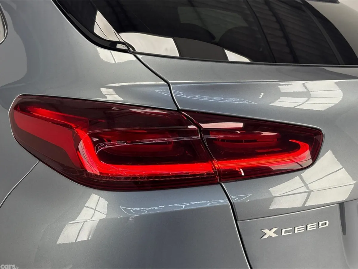 Kia XCeed Hatchback, Petrol Hybrid, 2024, Grey