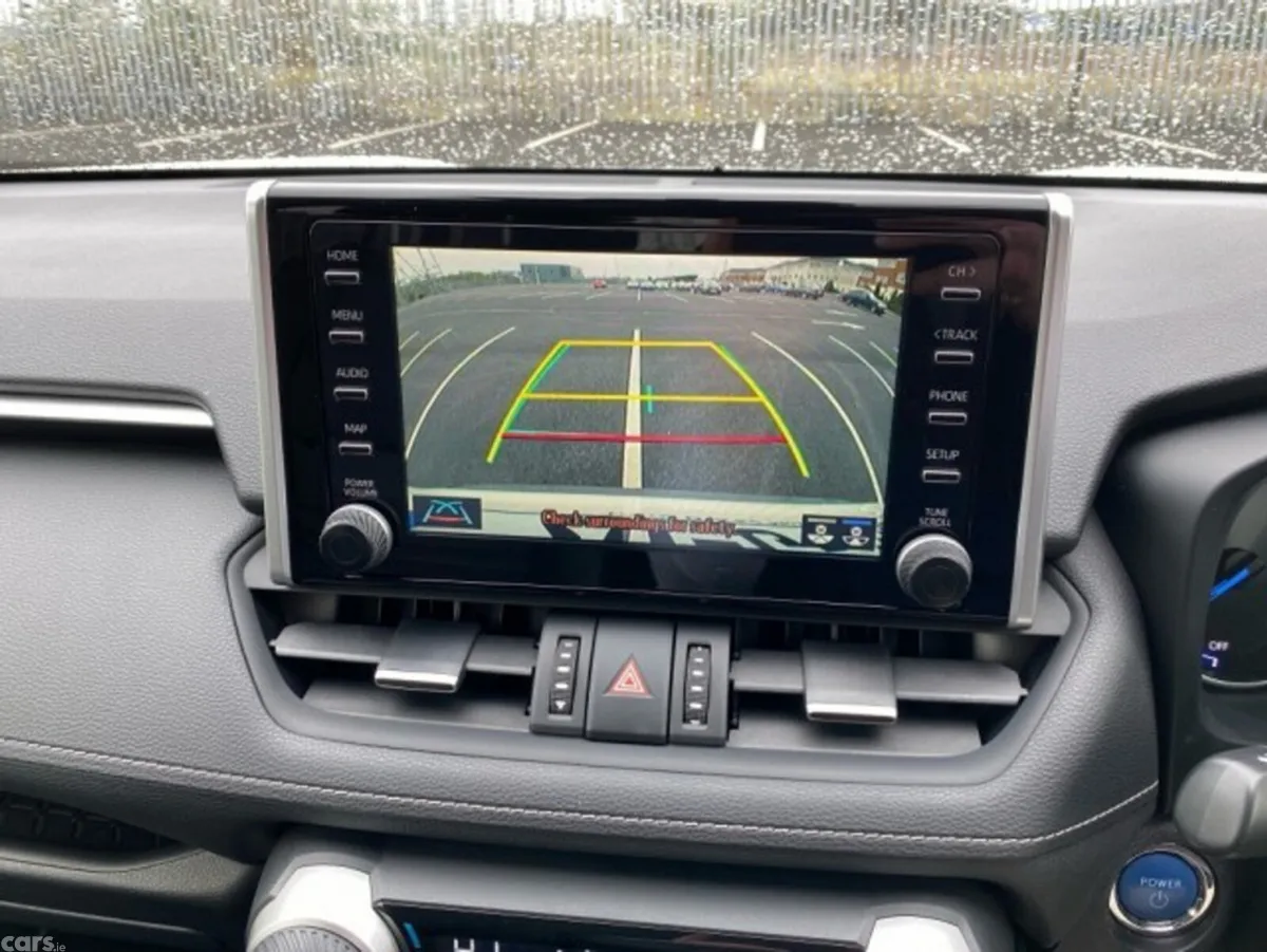 Toyota RAV4 SUV, Petrol Hybrid, 2021, White