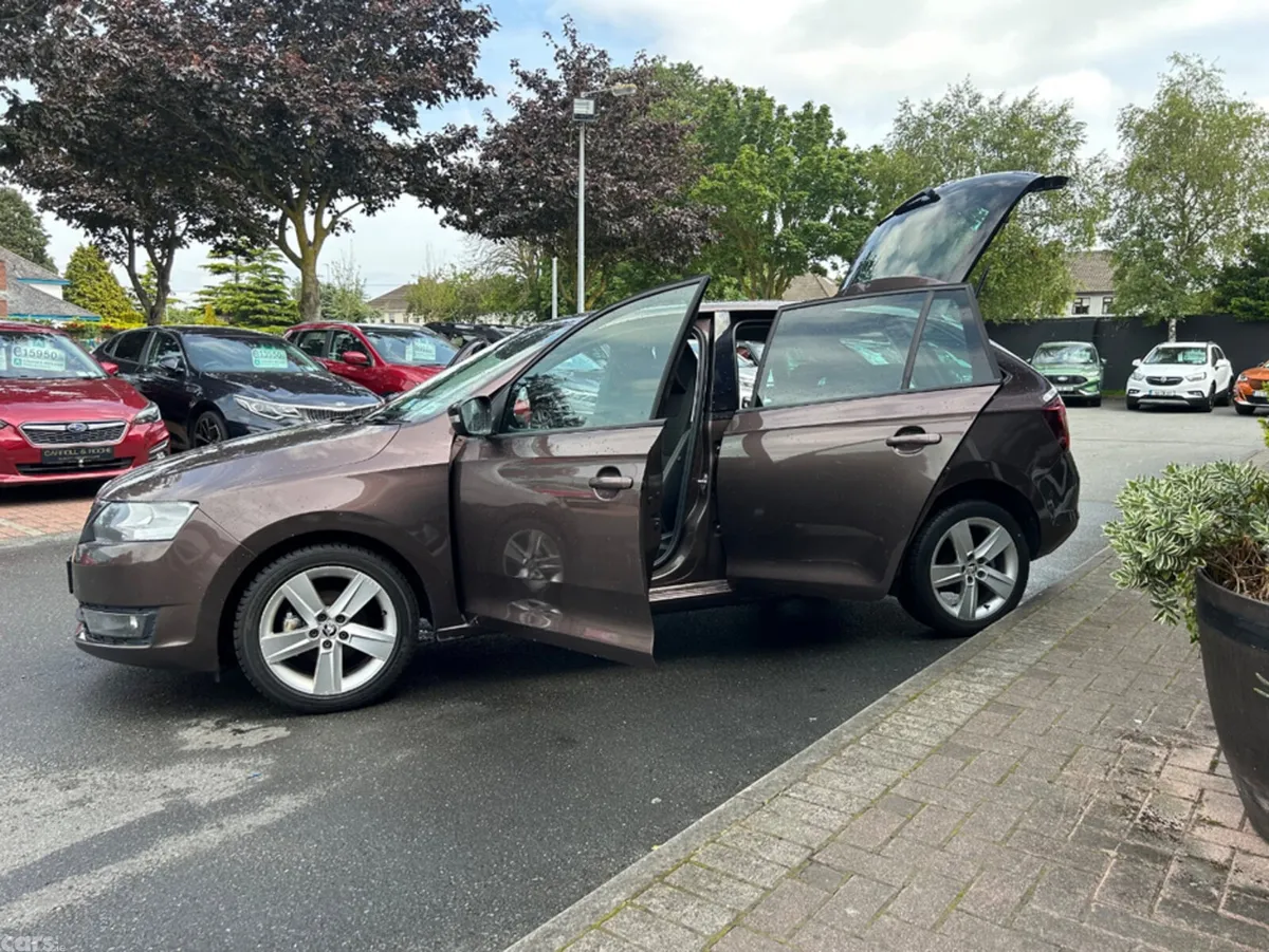 Skoda Rapid Hatchback, Diesel, 2016, Brown