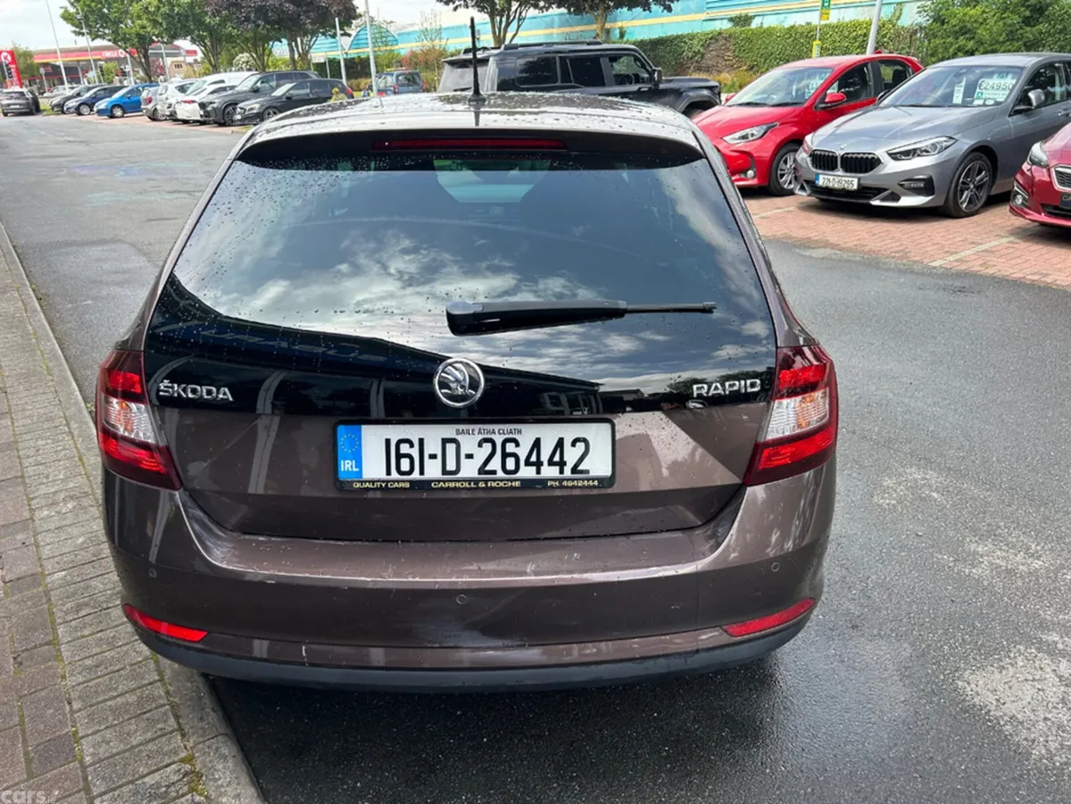 Skoda Rapid Hatchback, Diesel, 2016, Brown