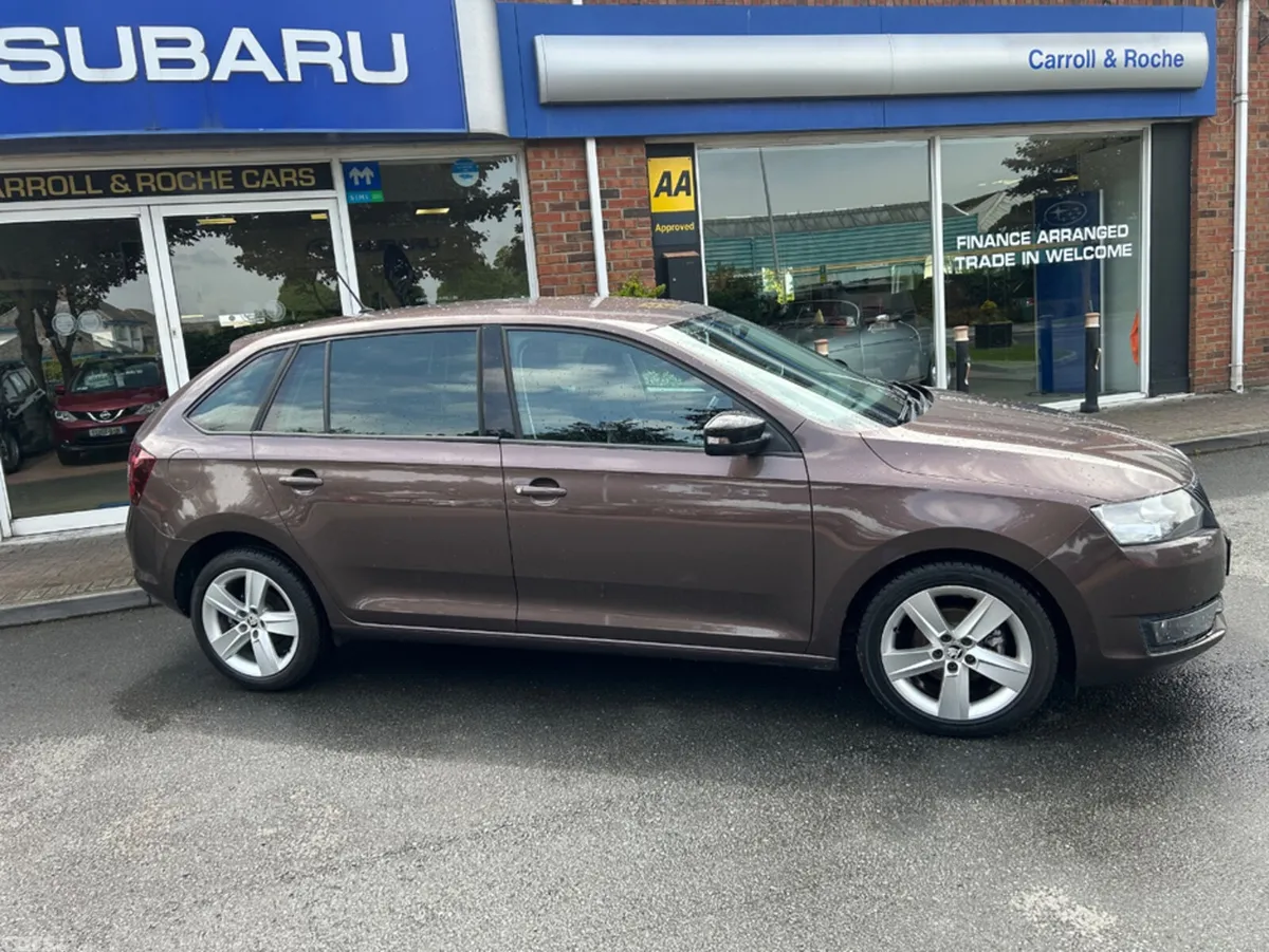 Skoda Rapid Hatchback, Diesel, 2016, Brown