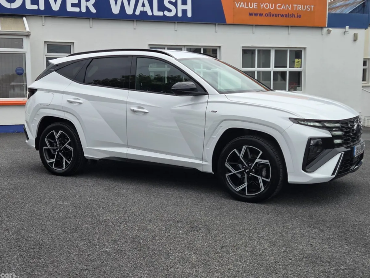 Hyundai Tucson Estate, Petrol Plug-in Hybrid, 2025, White