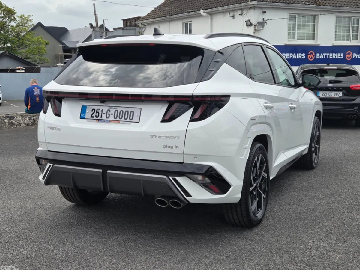 Hyundai Tucson Estate, Petrol Plug-in Hybrid, 2025, White