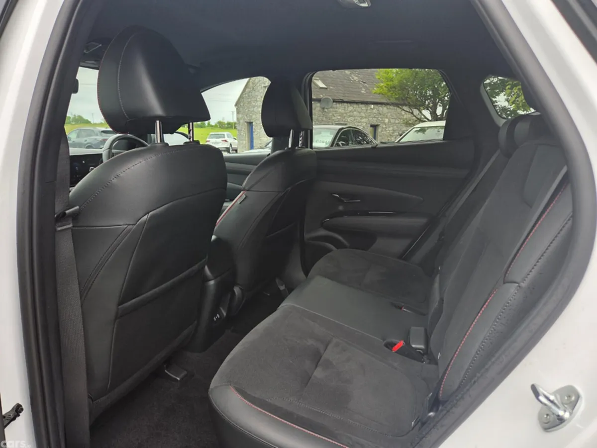 Hyundai Tucson Estate, Petrol Plug-in Hybrid, 2025, White