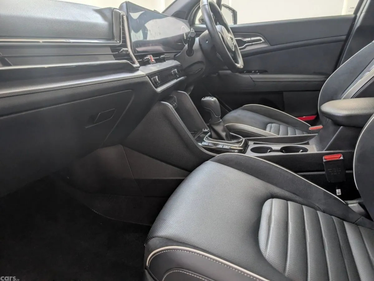 Kia Sportage SUV, Diesel Hybrid, 2026, Grey