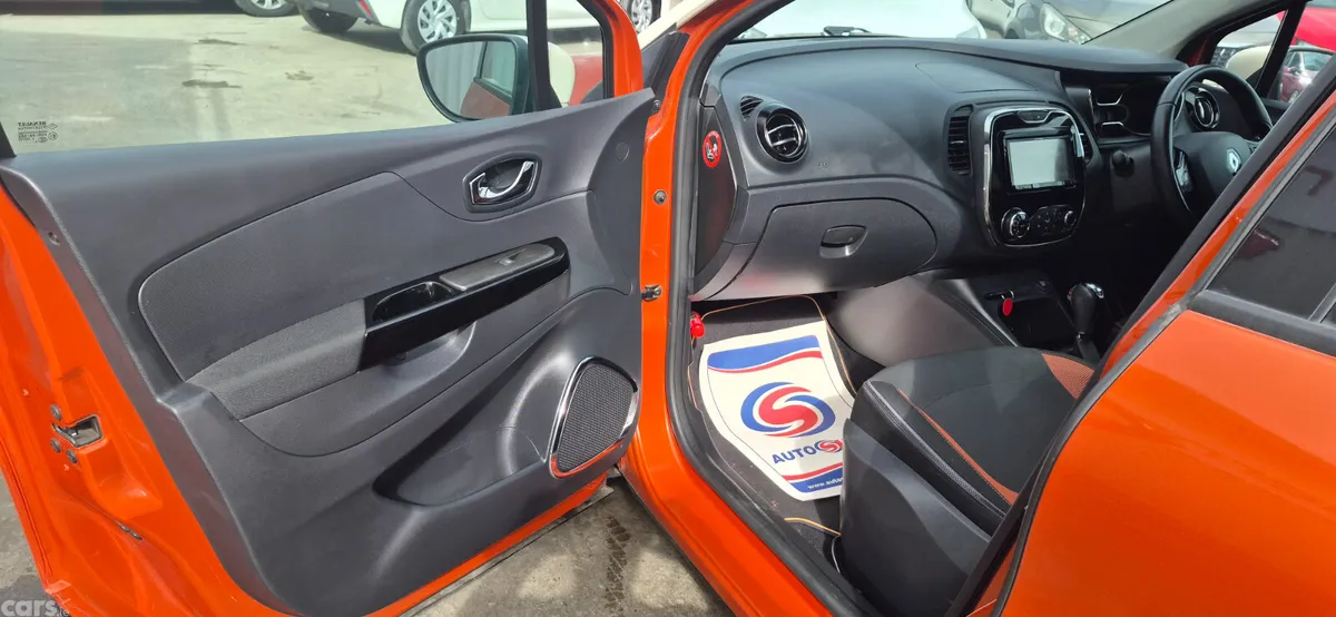 Renault Captur MPV, Petrol, 2015, Orange