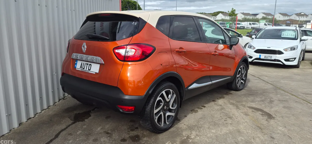 Renault Captur MPV, Petrol, 2015, Orange