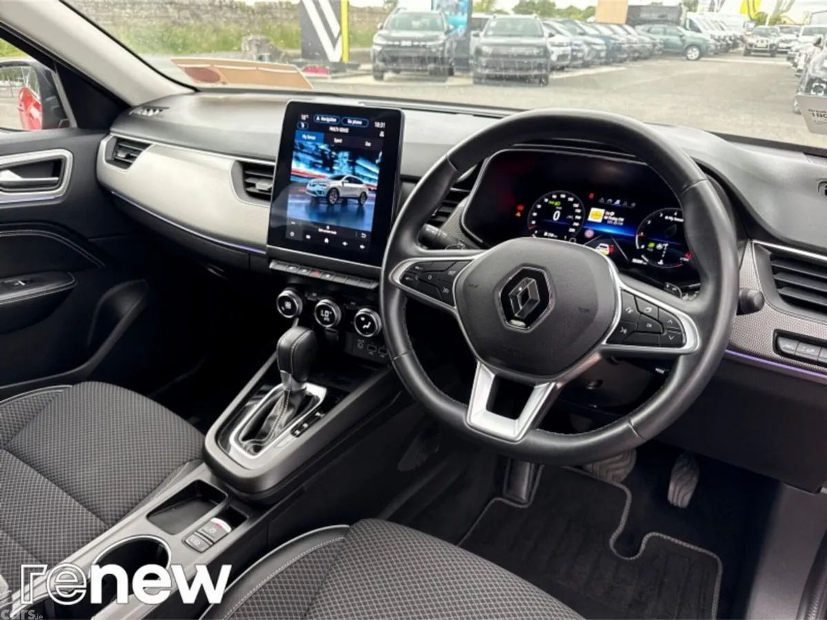 Renault Arkana Hatchback, Petrol, 2023, Red