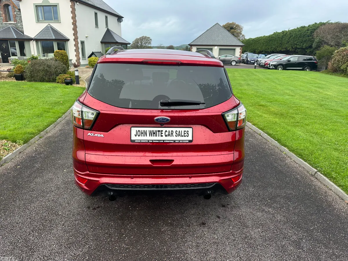 Ford Kuga SUV, Diesel, 2019, Red