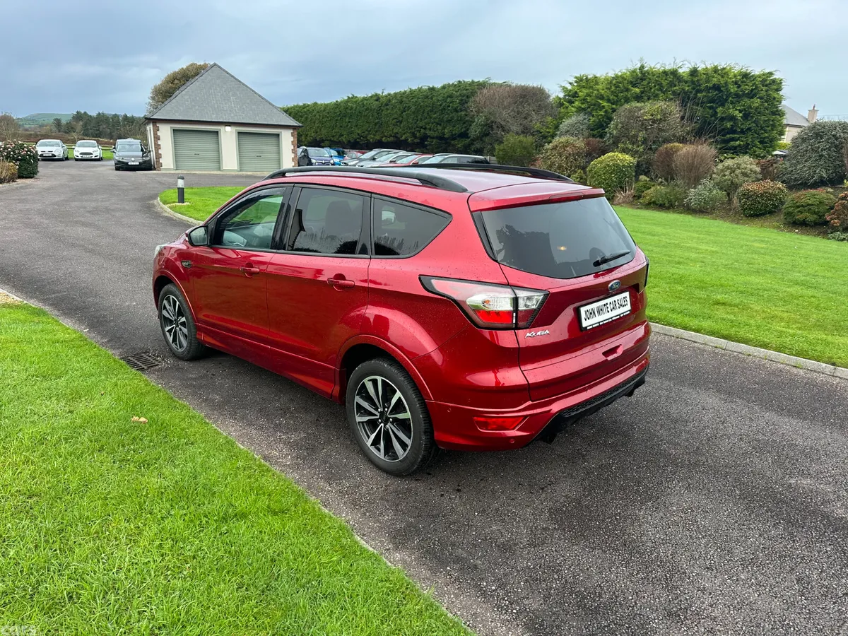 Ford Kuga SUV, Diesel, 2019, Red