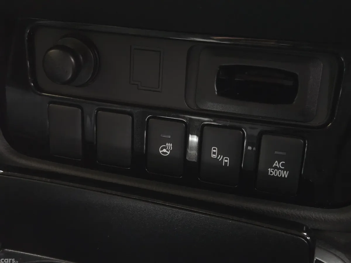 Mitsubishi Outlander MPV, Petrol Plug-in Hybrid, 2018, Black
