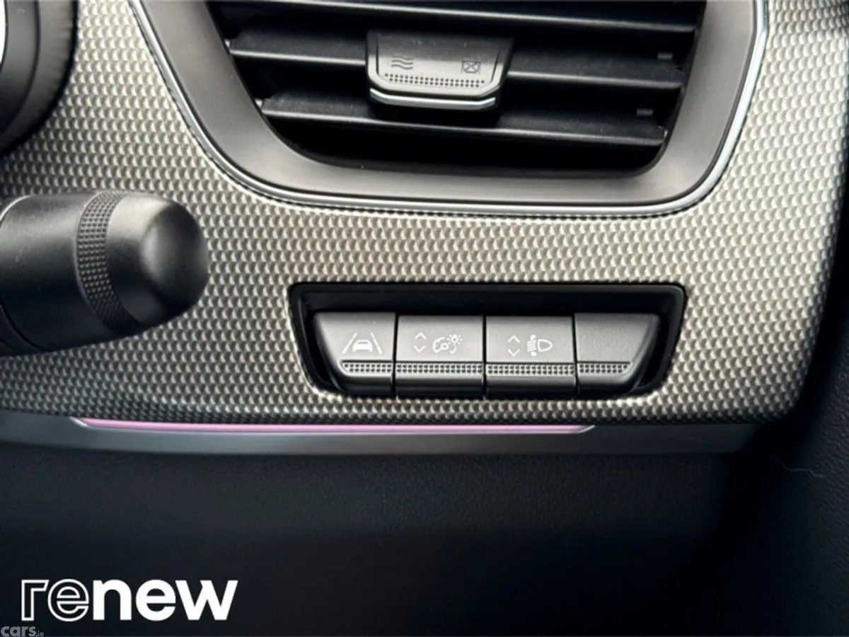 Renault Arkana Hatchback, Petrol, 2022, Blue