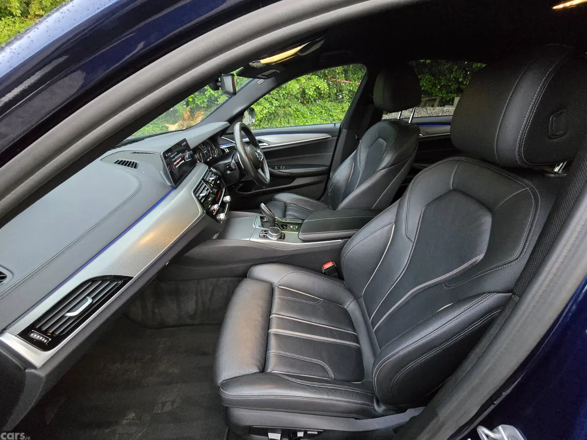 BMW 5-Series Saloon, Petrol Plug-in Hybrid, 2017, Blue