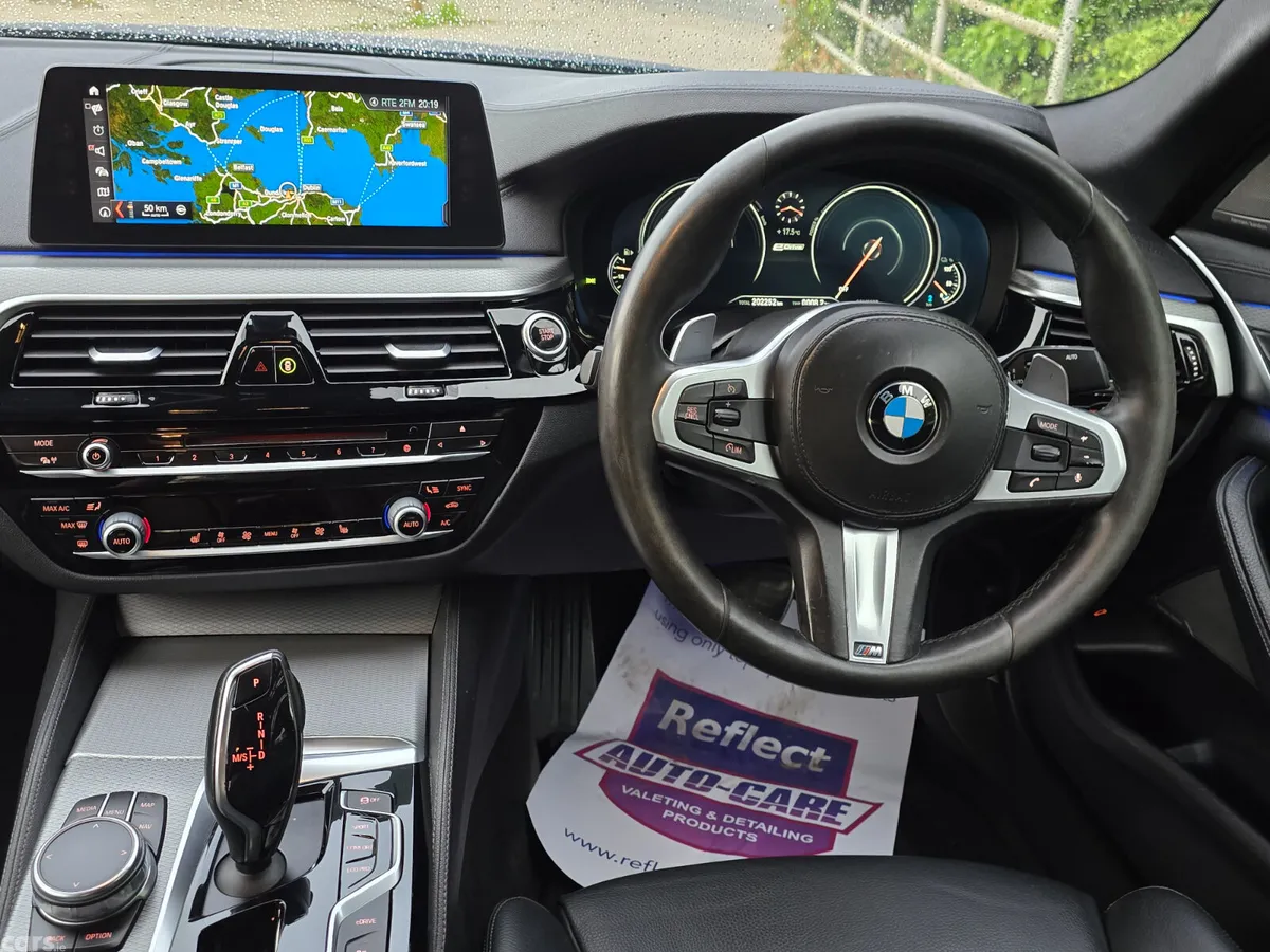 BMW 5-Series Saloon, Petrol Plug-in Hybrid, 2017, Blue