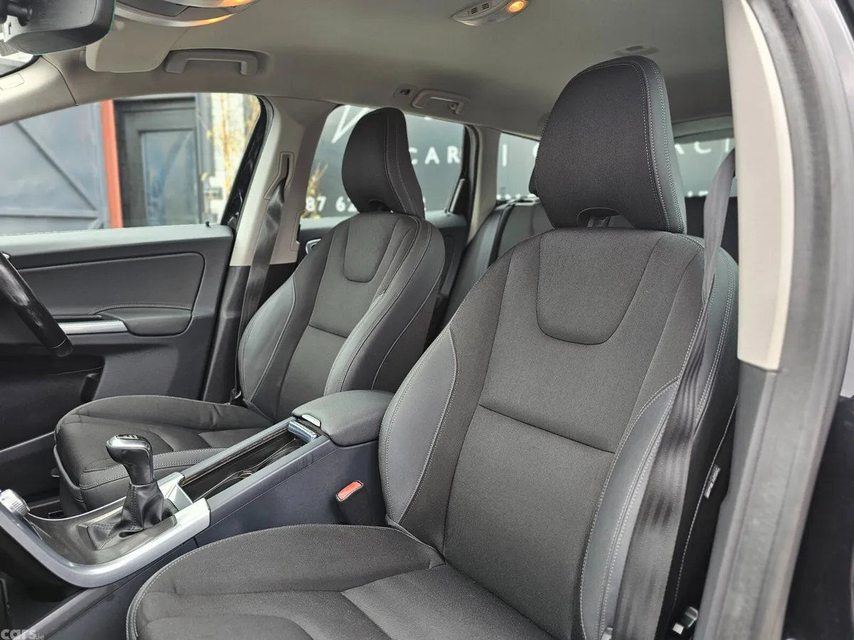Volvo XC60 SUV, Diesel, 2014, Black