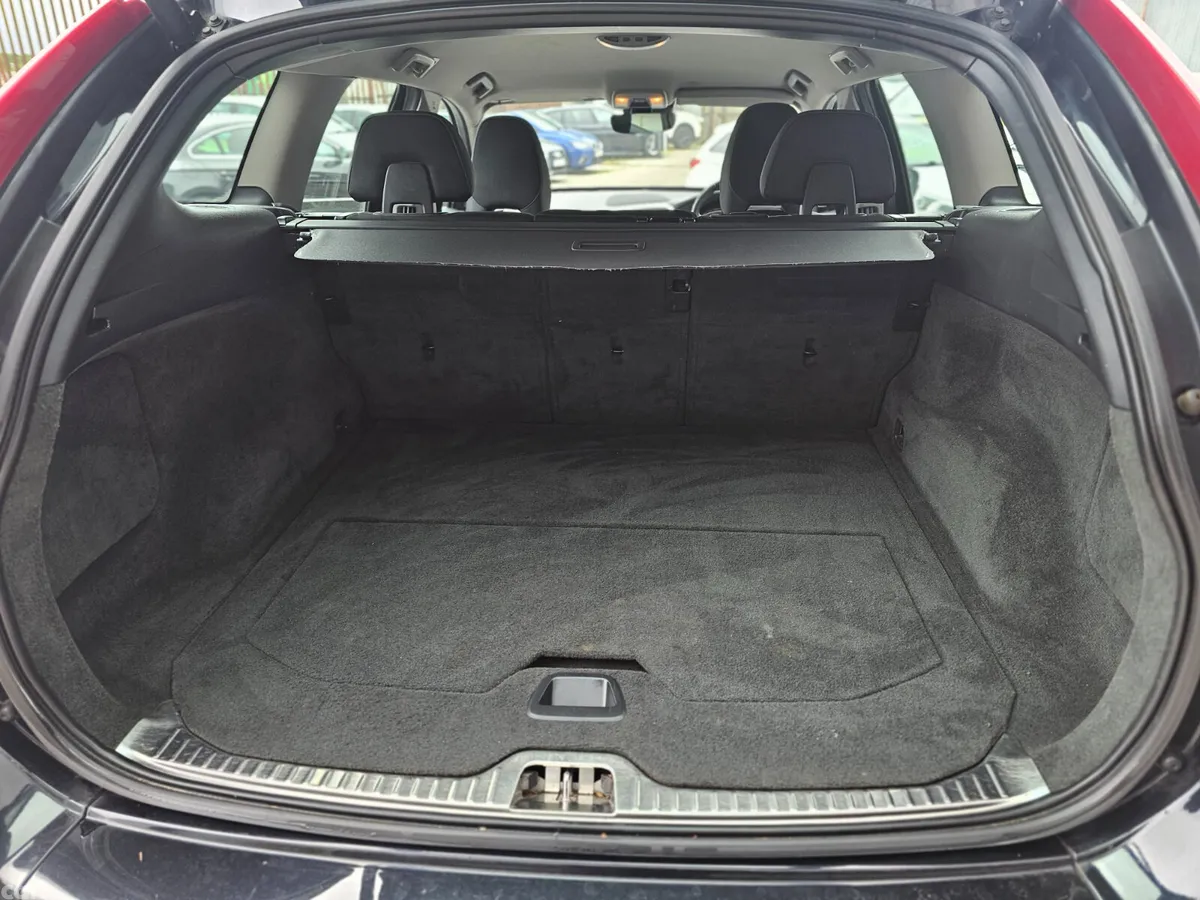 Volvo XC60 SUV, Diesel, 2014, Black