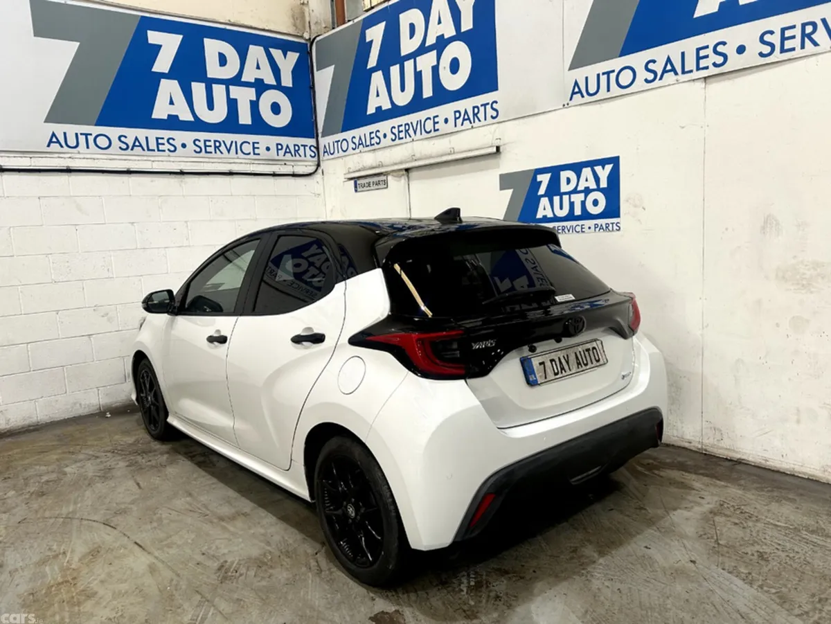 Toyota Yaris Hatchback, Petrol Hybrid, 2025, White