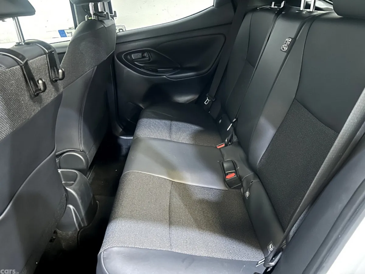 Toyota Yaris Hatchback, Petrol Hybrid, 2025, White
