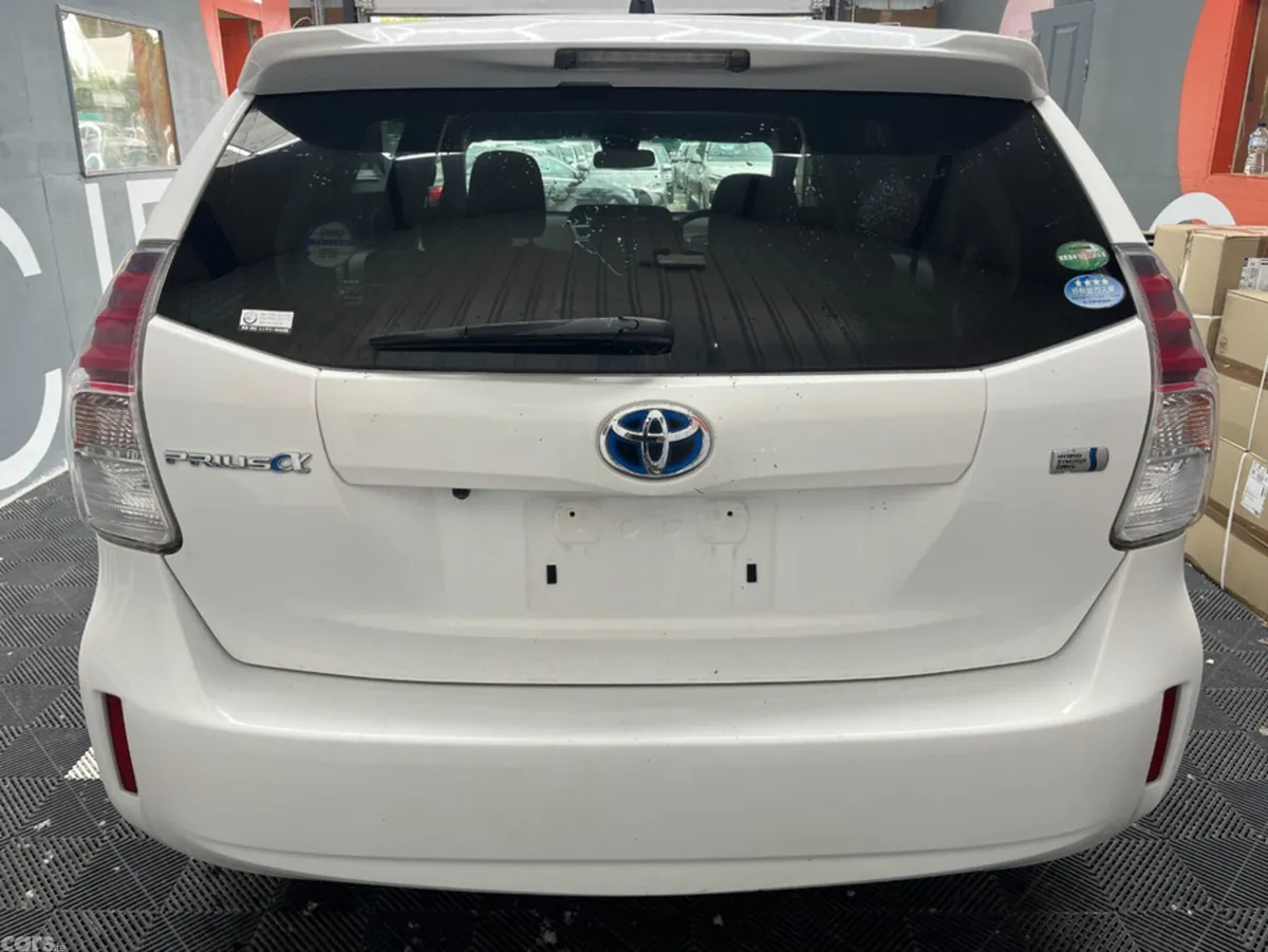 Toyota Prius MPV, Petrol, 2018, White
