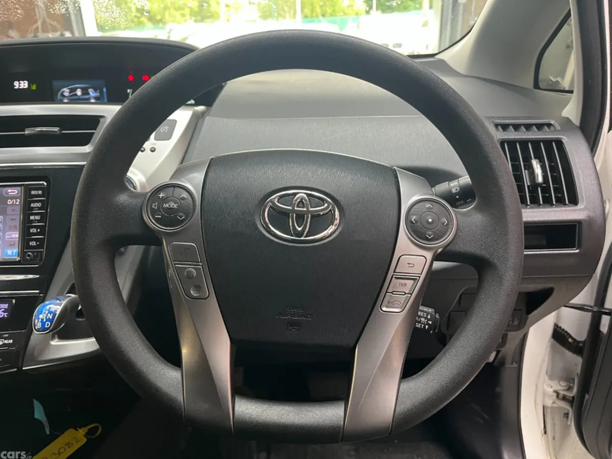 Toyota Prius MPV, Petrol, 2018, White