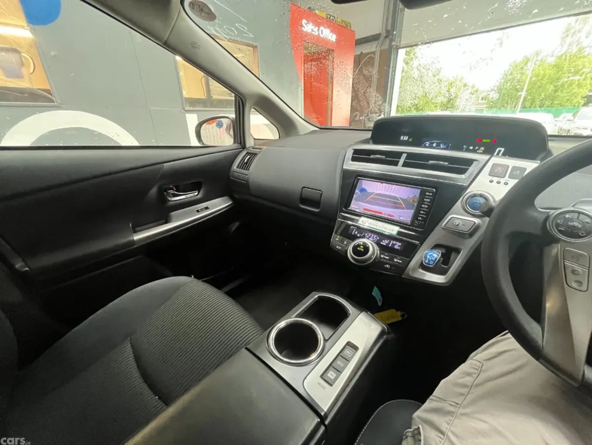 Toyota Prius MPV, Petrol, 2018, White
