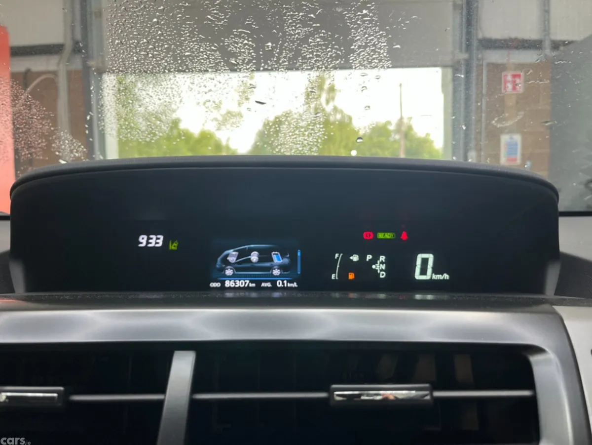Toyota Prius MPV, Petrol, 2018, White