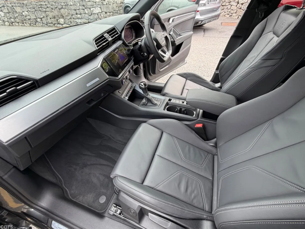 Audi Q3 Hatchback, Diesel, 2025, Grey