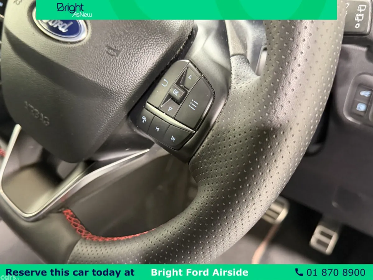 Ford Kuga MPV, Petrol Plug-in Hybrid, 2025, Black