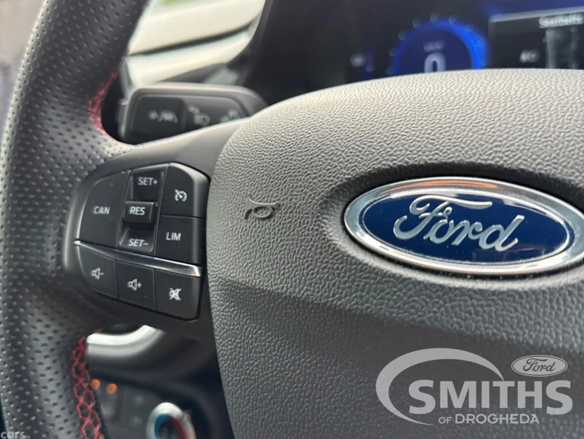 Ford Puma MPV, Petrol Hybrid, 2022, Black