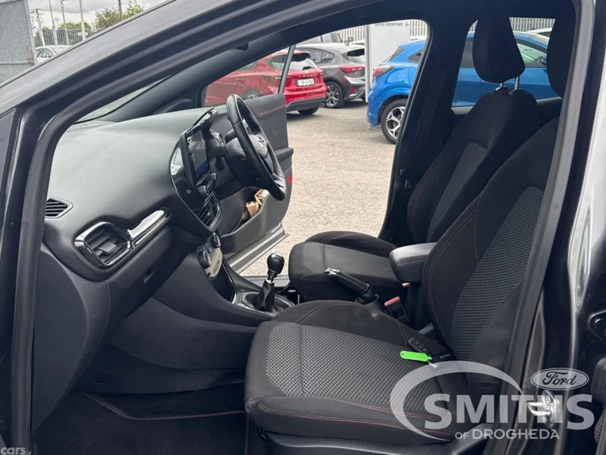 Ford Puma MPV, Petrol Hybrid, 2023, Grey