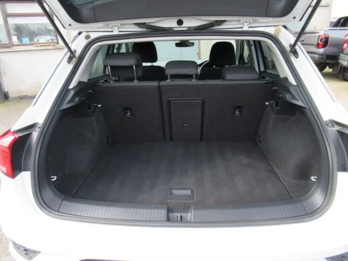 Volkswagen T-Roc SUV, Diesel, 2020, White