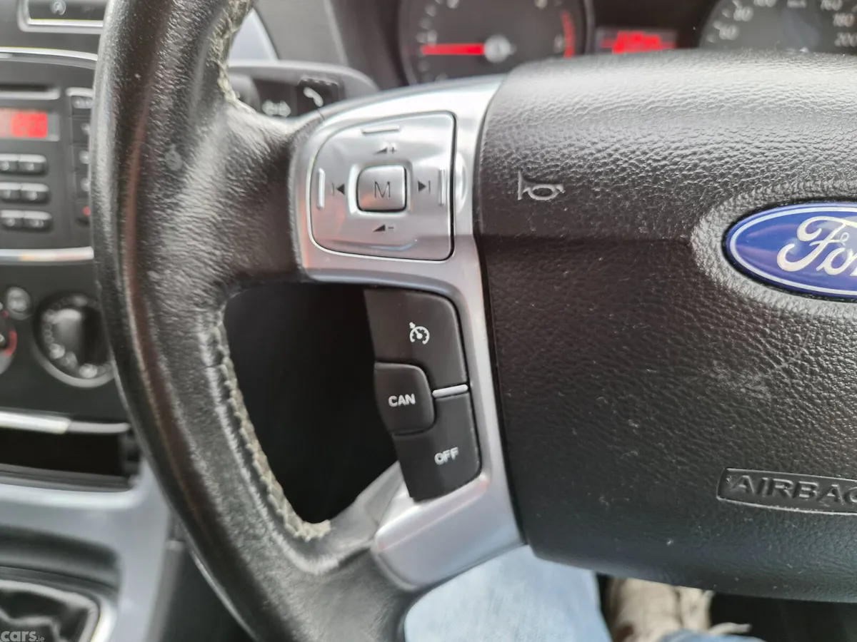 Ford Mondeo Saloon, Diesel, 2013, Blue