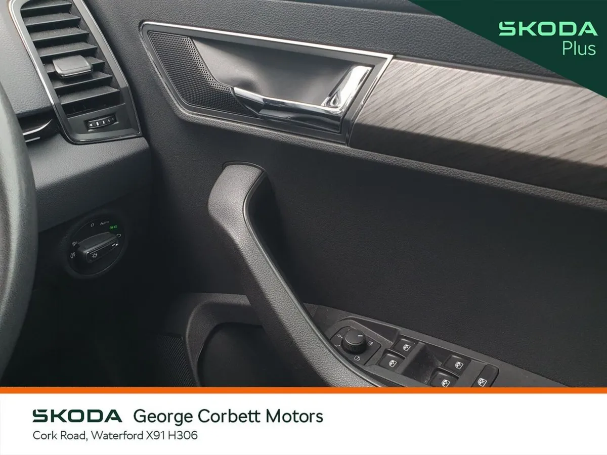 Skoda Karoq SUV, Diesel, 2022, Grey