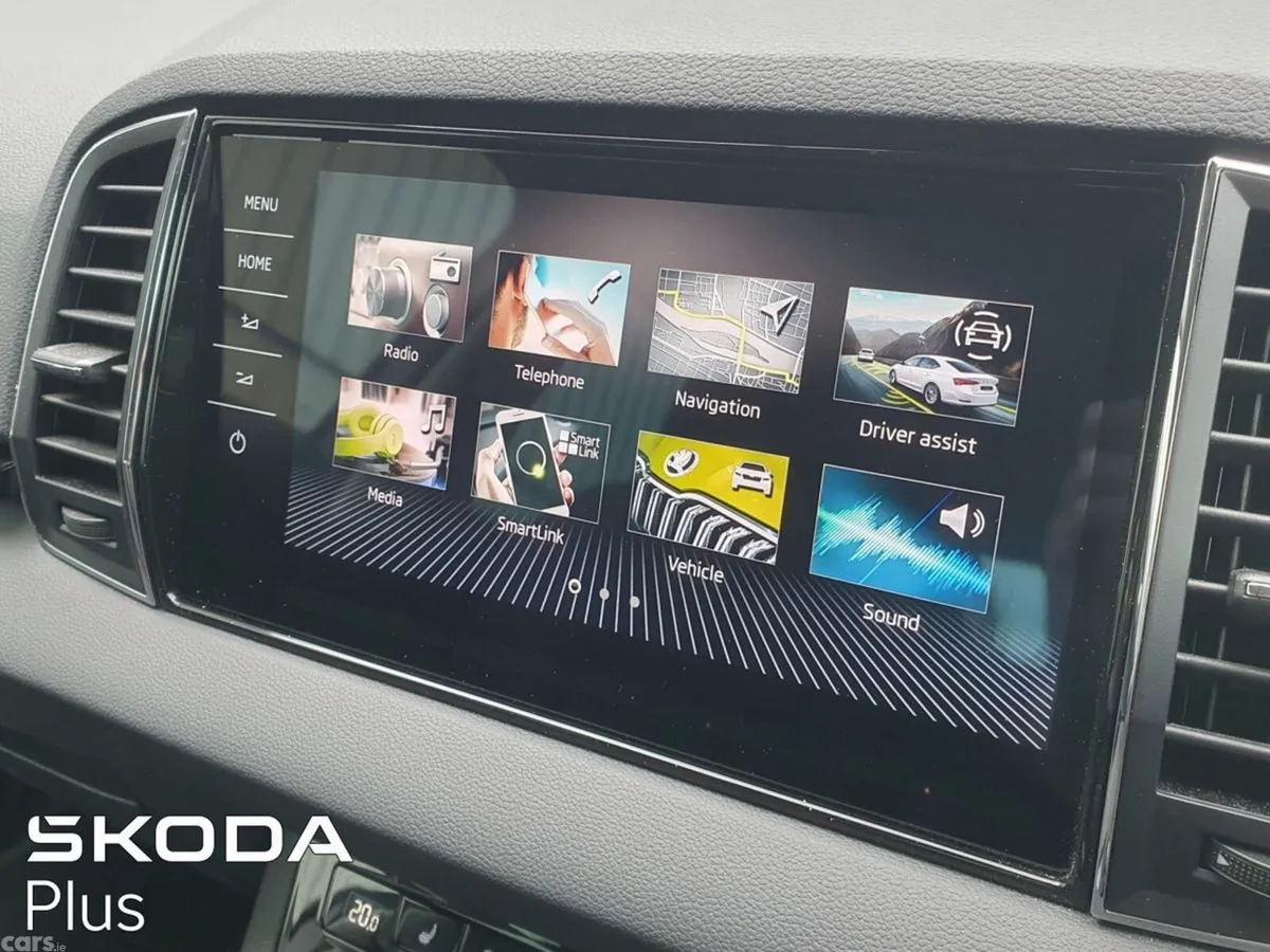 Skoda Karoq SUV, Diesel, 2022, Grey