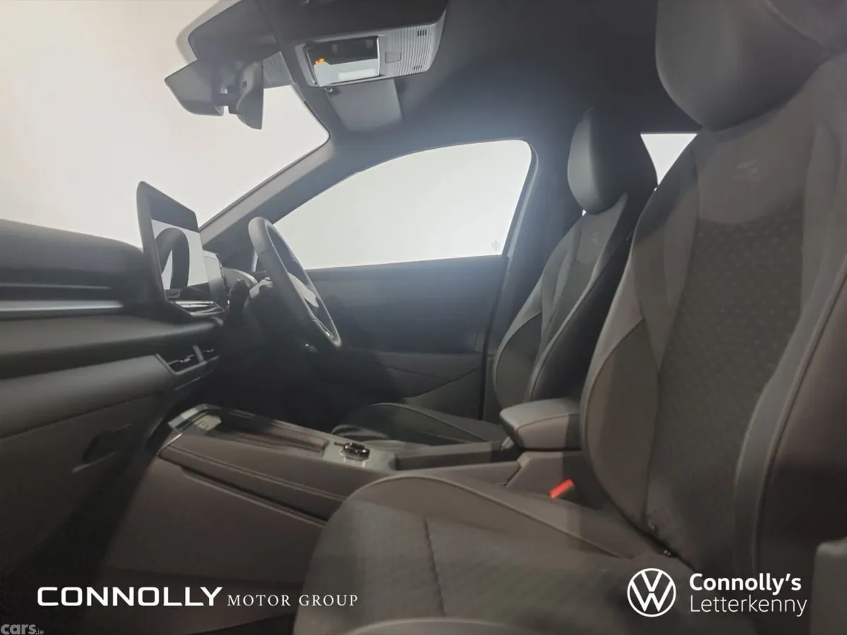 Volkswagen T-Roc SUV, Petrol, 2026, Black