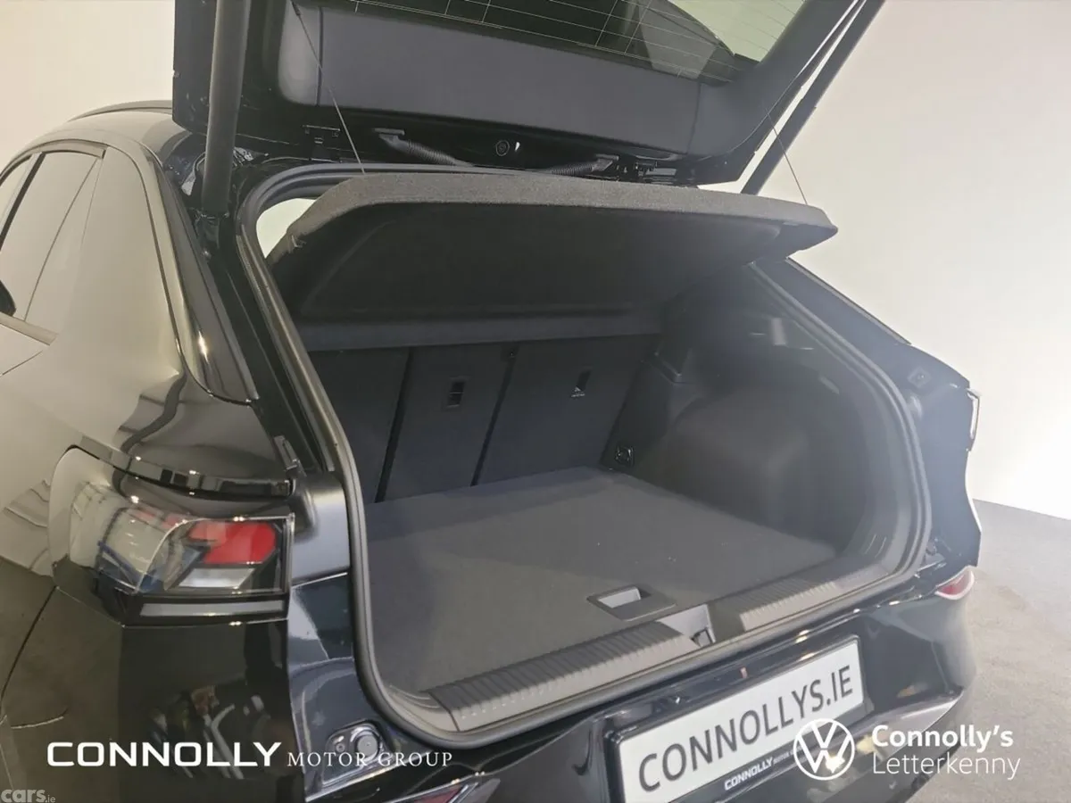 Volkswagen T-Roc SUV, Petrol, 2026, Black