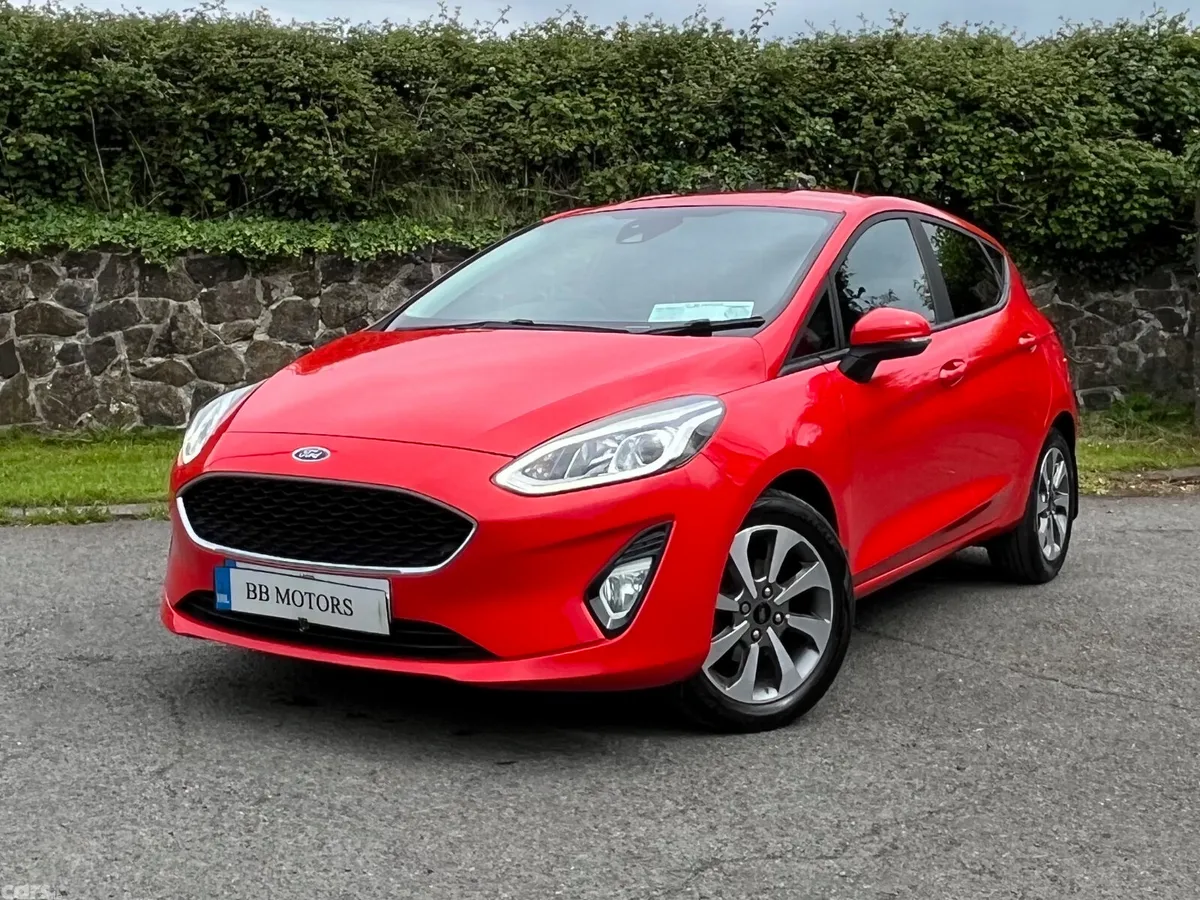 Ford Fiesta Hatchback, Petrol, 2021, Red