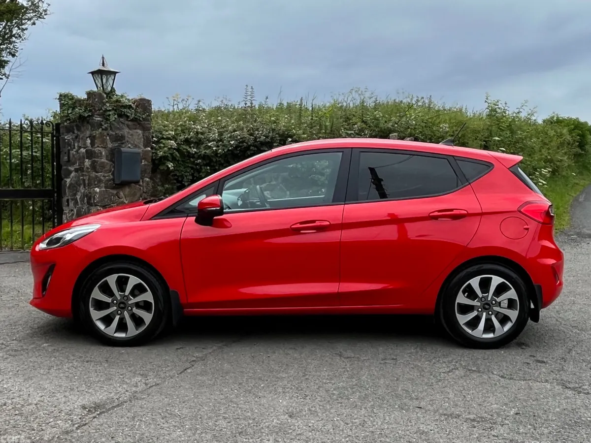 Ford Fiesta Hatchback, Petrol, 2021, Red