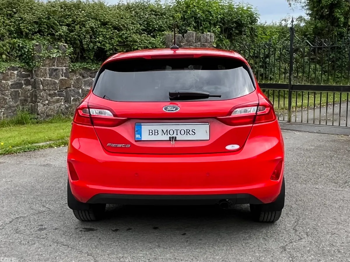 Ford Fiesta Hatchback, Petrol, 2021, Red