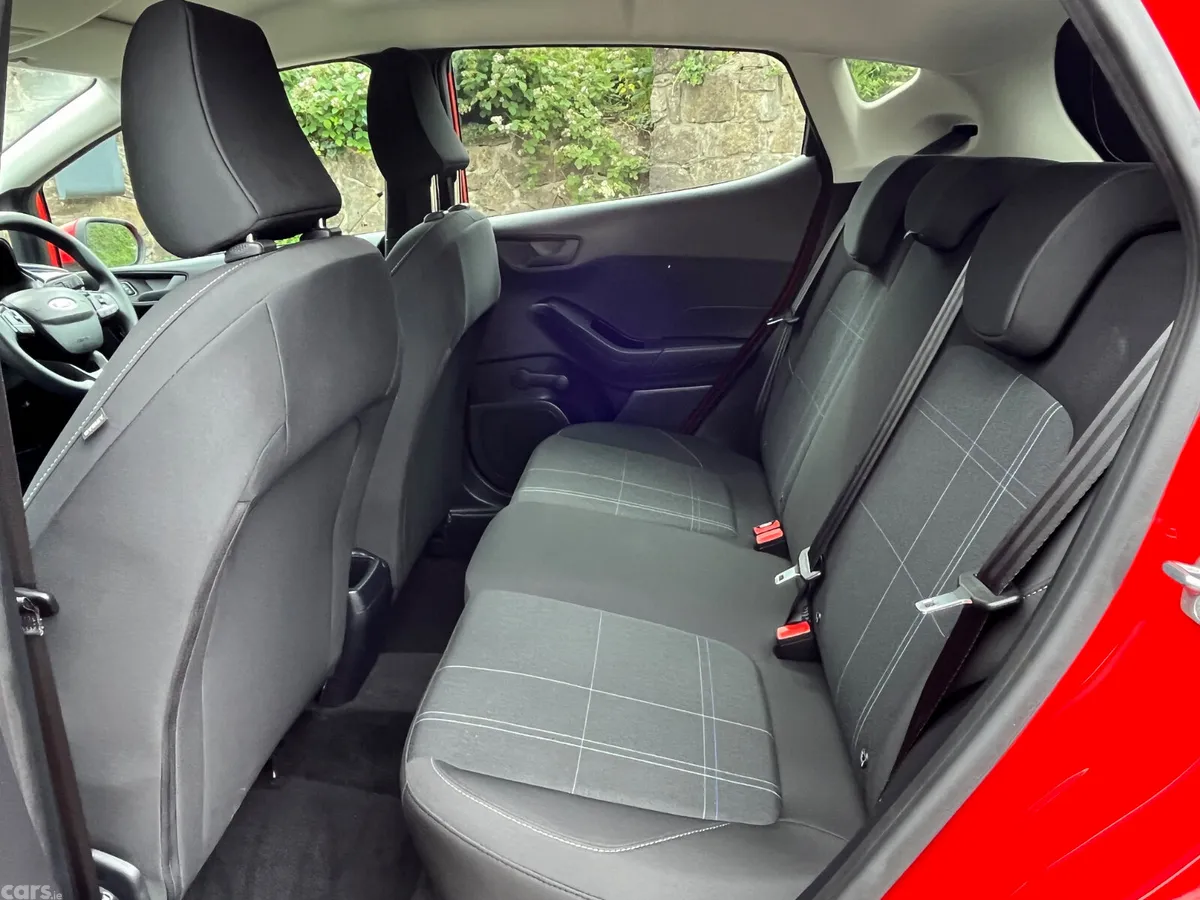 Ford Fiesta Hatchback, Petrol, 2021, Red