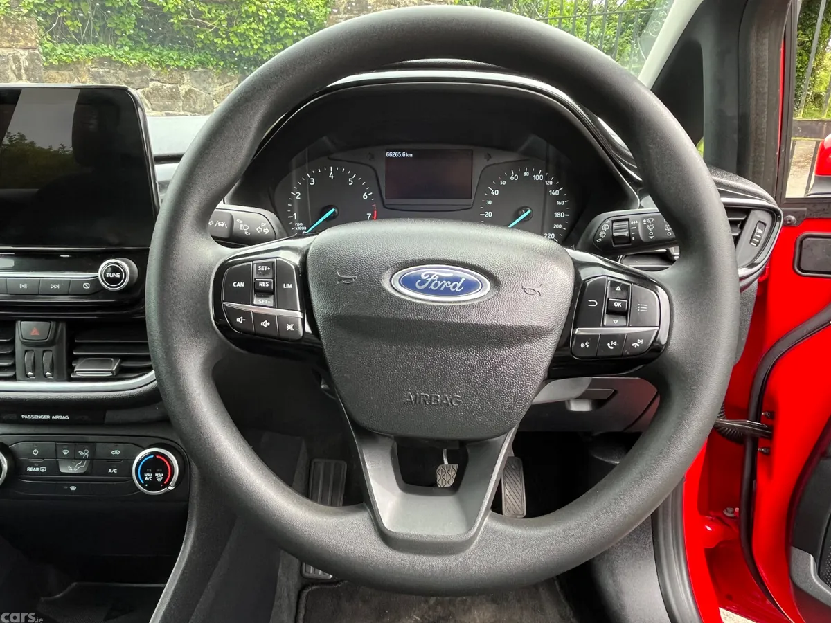 Ford Fiesta Hatchback, Petrol, 2021, Red