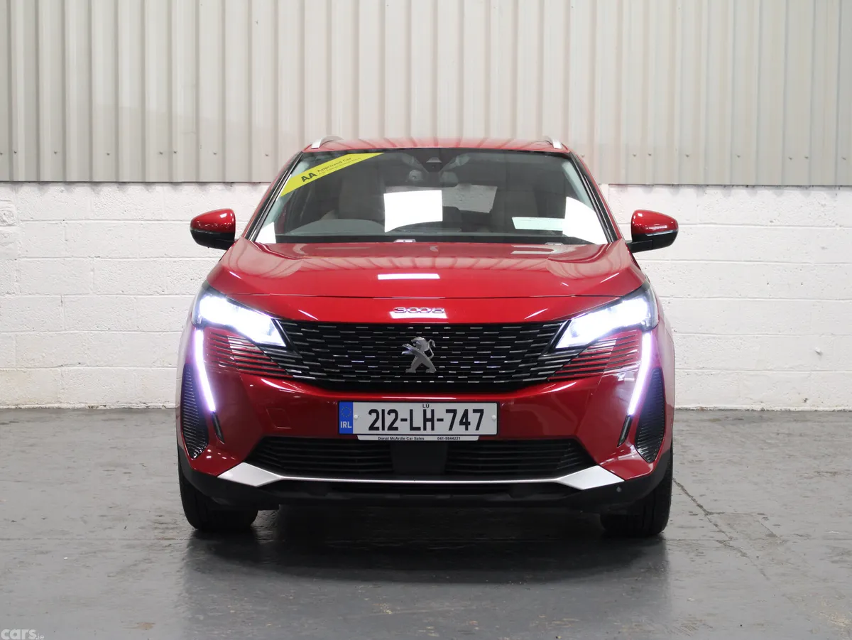 Peugeot 3008 MPV, Diesel, 2021, Red