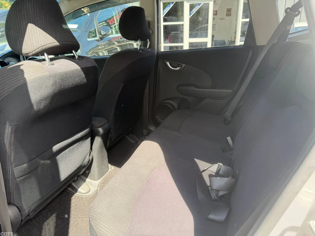 Honda Fit Hatchback, Petrol Hybrid, 2011, Silver