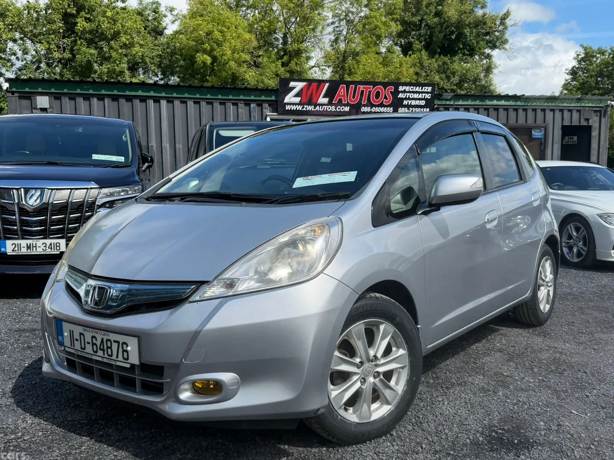 Honda Fit Hatchback, Petrol Hybrid, 2011, Silver