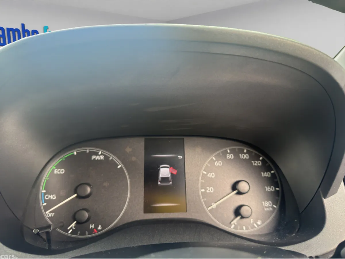Toyota Yaris Hatchback, Petrol Hybrid, 2021, Bronze