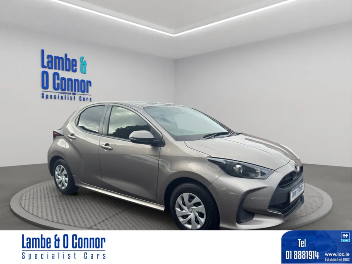Toyota Yaris Hatchback, Petrol Hybrid, 2021, Bronze