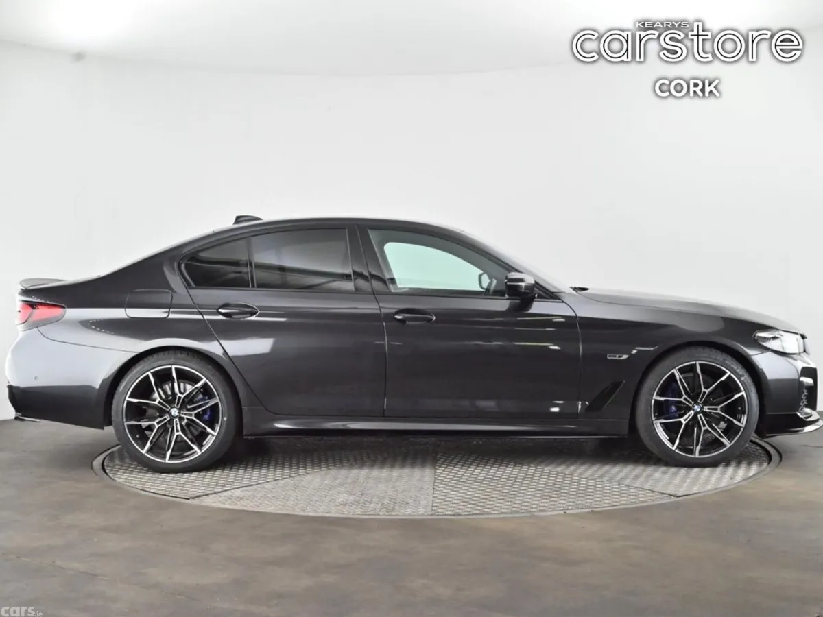 BMW 5-Series Saloon, Petrol Plug-in Hybrid, 2022, Grey