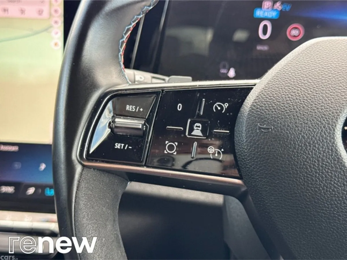 Renault Austral SUV, Petrol, 2024, Red