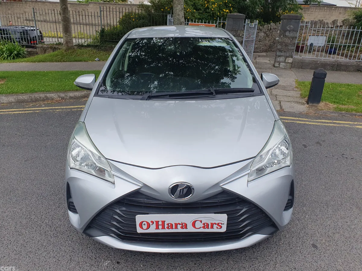 Toyota Yaris Hatchback, Petrol, 2018, Silver